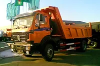 شاحنة قلابة 4×2